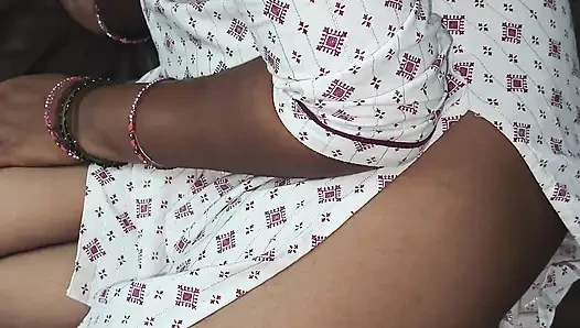 Gadis kolase desi telugu India disetubuhi di video seks lodge