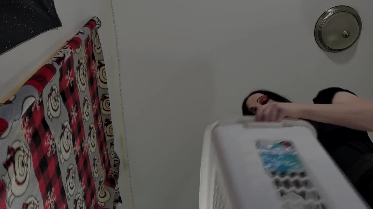Travesti üvey anne külot görünümü ve büyük boşalma