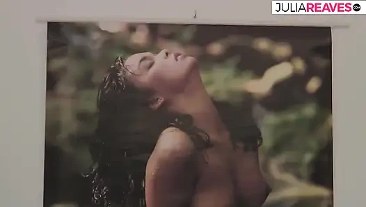 Zwei MILFS befriedigen sich mit spielzeug und muschi lecken