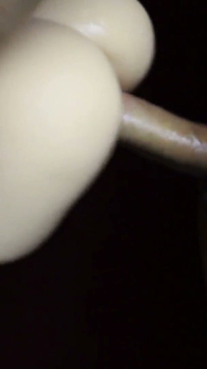 super realistic round ass | Clip 1