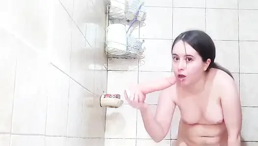 Глубокая глотка крупным планом