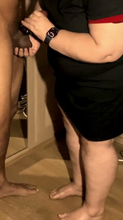 bbw Married Granny handles BBC at home for cum load in her hand- Dirty granny | Clip 1