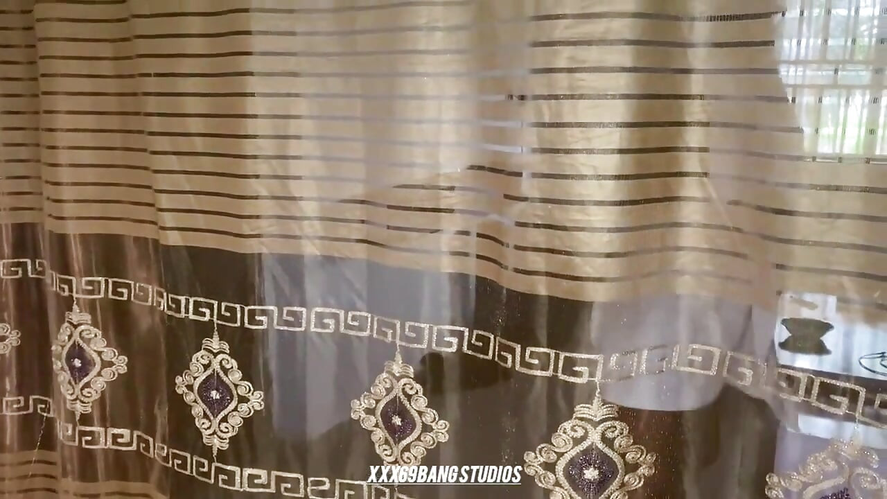 Fodendo a empregada Raw