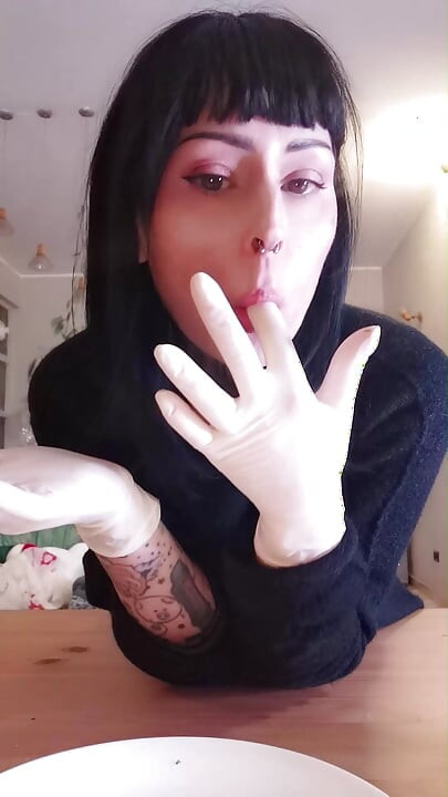 i'm hungry now eating salmon WHITE LATEX GLOVES GODDESSLOLLI
