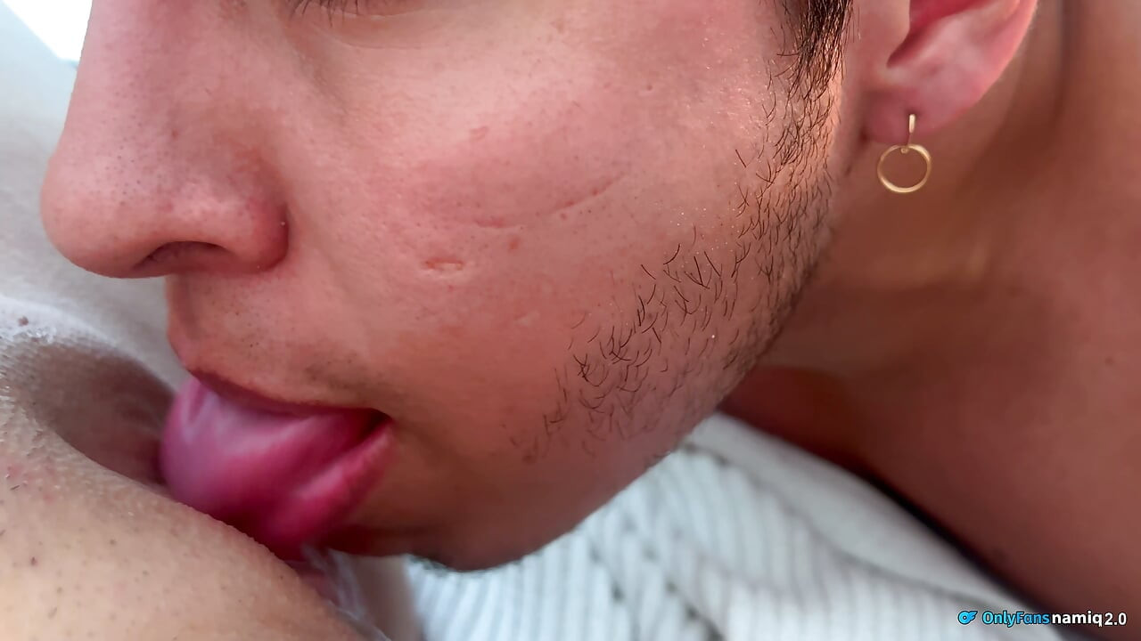 COME AND FILL MY PUSSY WITH YOUR TONGUE AND THEN STICK YOUR DICK IN ME