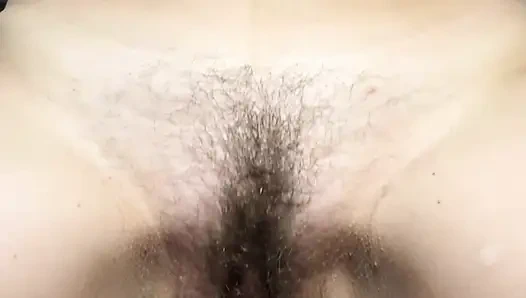 Istri menunggangi, dia tidak bisa menolak dan memberi lubang pantatnya