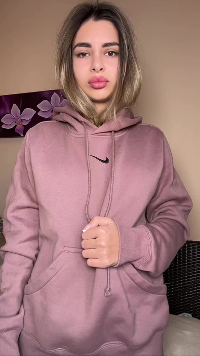 willst du das echte ich sehen? Finde mich auf OnlyFans