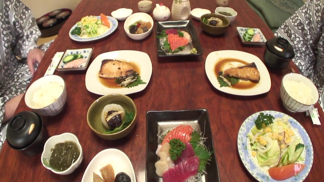 Join Me for an Intimate Japanese Girlfriend Experience: Luscious Lips and Passionate Embraces.