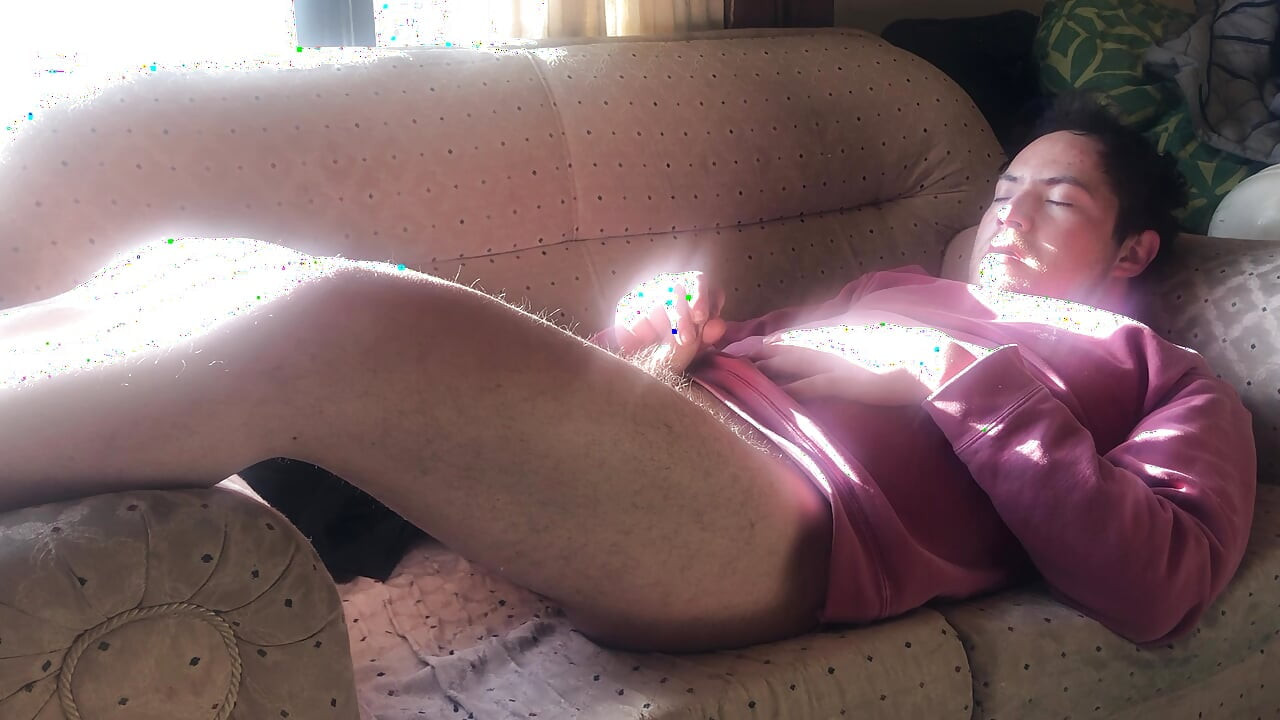 A Quick Masturbating Session in the Afternoon