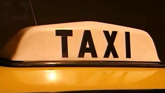 Versaute Taxifahrt: Nasty und Filthy Abenteuer