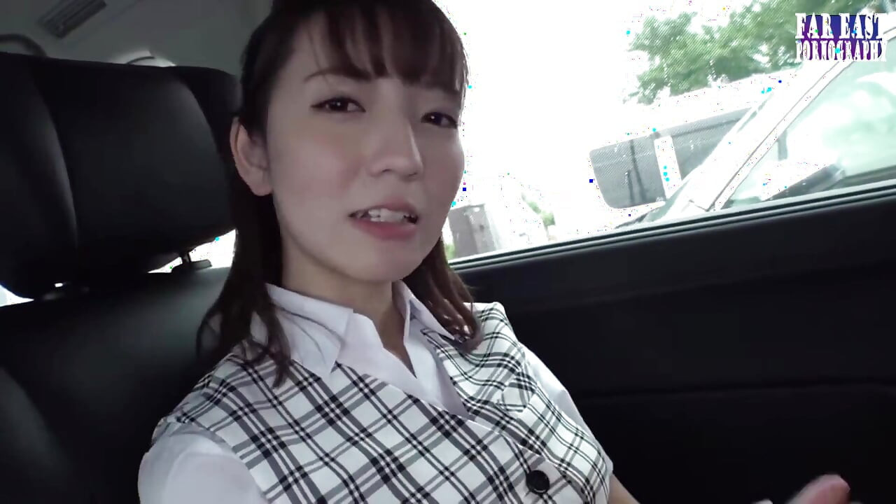 Panenka jako blaženost s bledou prsatou škádlením na hravém odhaleným rande, část 1