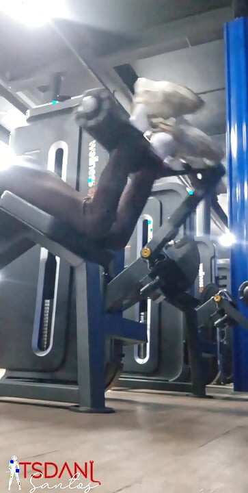 Je me sens très sexy à la salle de sport