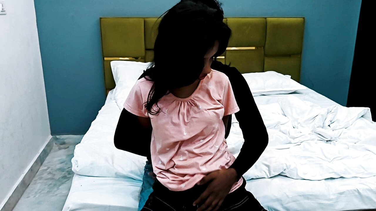 Desi Village schoolgirl had hardcore sex with her stepbrother at school. Indian Hindi Video