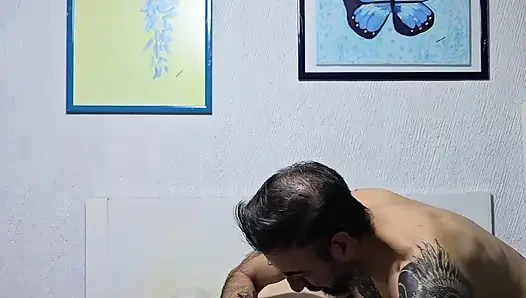 Riva имеет двойное проникновение с секс-машиной и анальным плагом