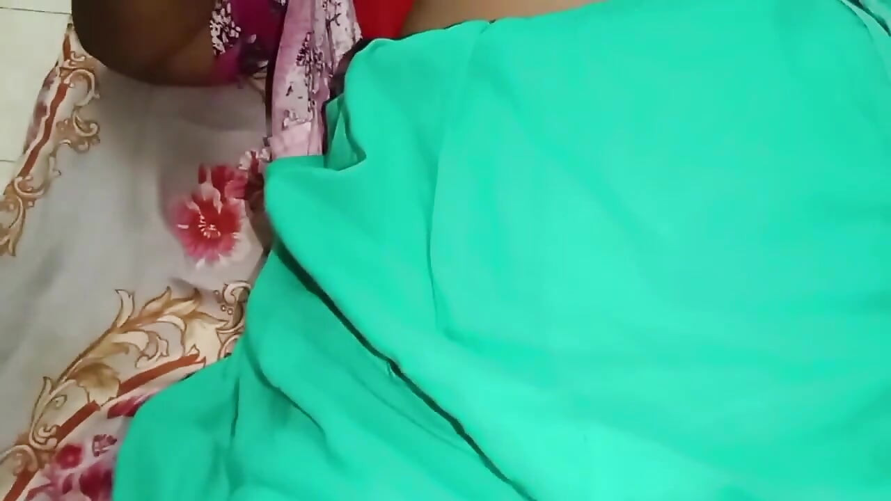 Indian National Number Vaara Vantaa if You Have Sex with Me for the First Time