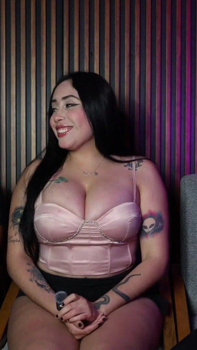 BIG TITS WOMAN GETS FUCKED AND RECORDED BY TWO MEN FOR THE FIRST TIME | Clip 1