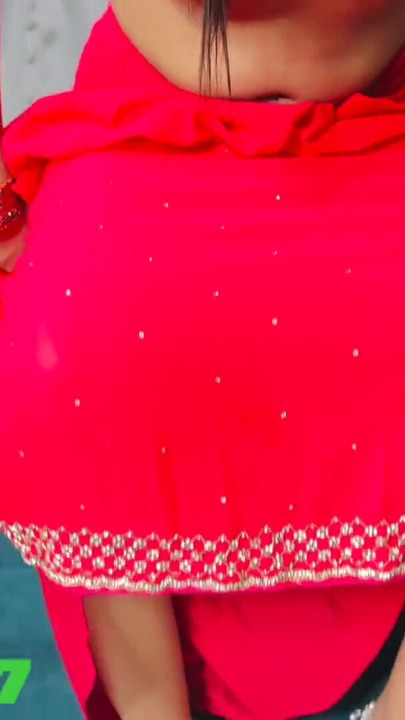 She looks beautiful wearing red lipstick | Clip 2