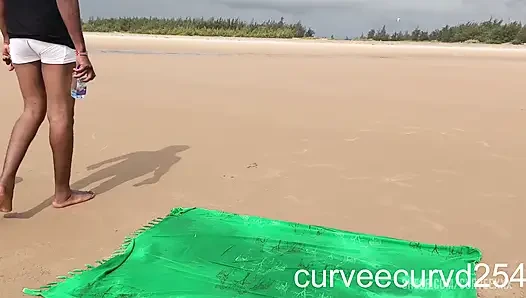 Быстрячок На Пляже С Местным Мужиком