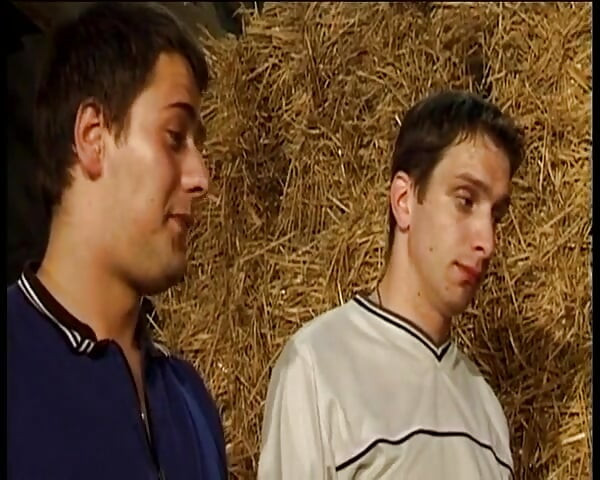 Blonde German Babe Gets Shared in Vintage FFM Threesome Age Gap