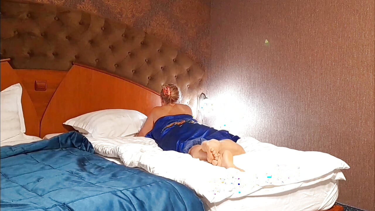 Relaxarea de seară a Selenei înainte de culcare 2