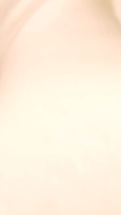 자지를 빨고 핑거링하는 거유녀