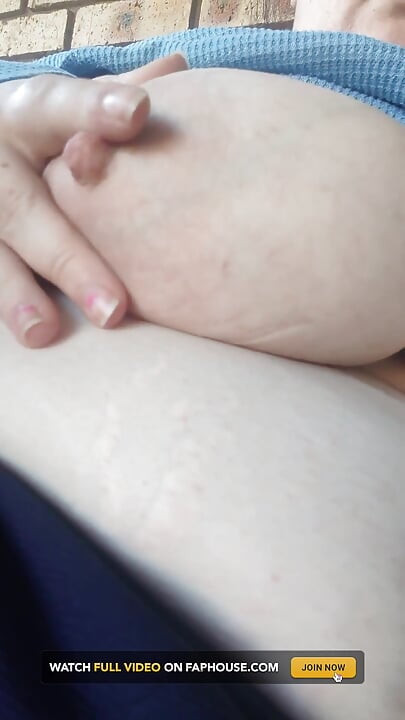 在外面玩我的巨乳