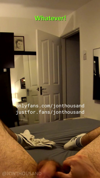 Str8 roommate danger wank!