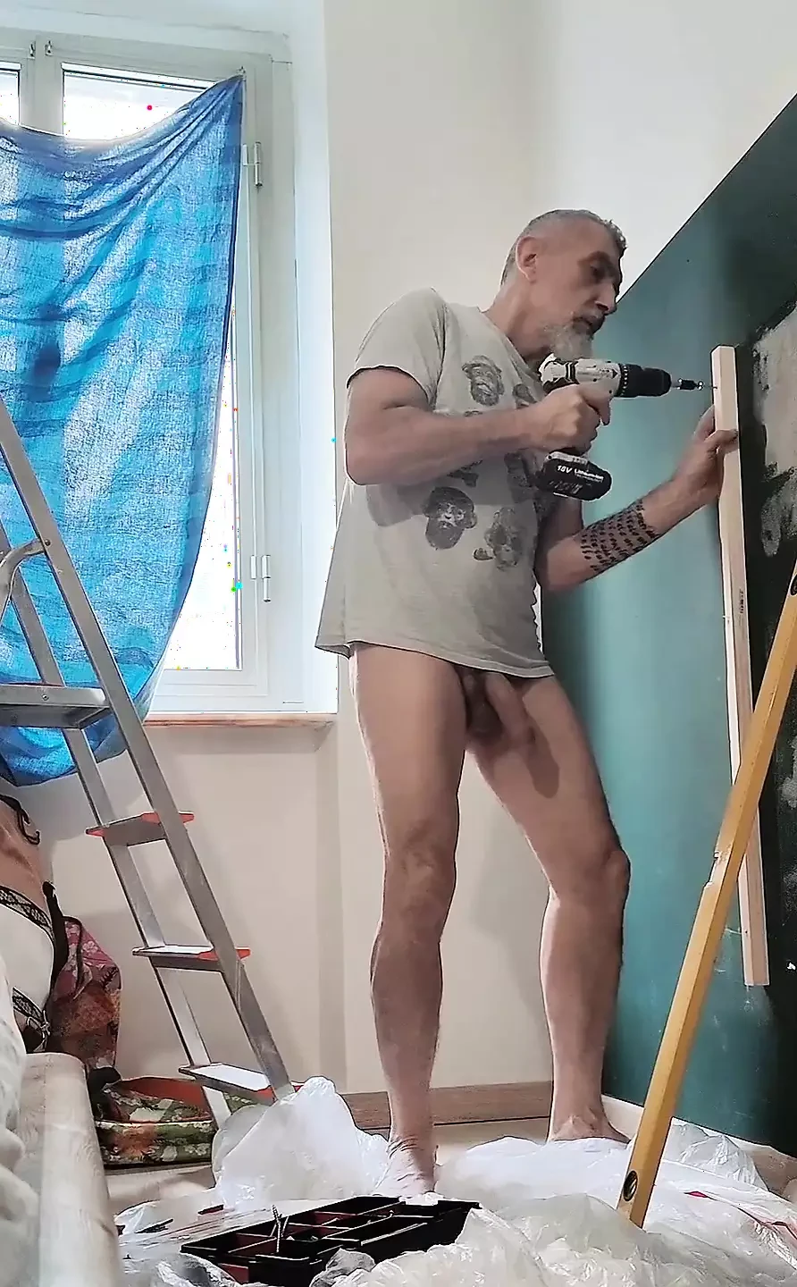 Ο πατριός στη δουλειά μέρος 2! Ποιος θέλει να τρυπηθεί από τον πατριό;