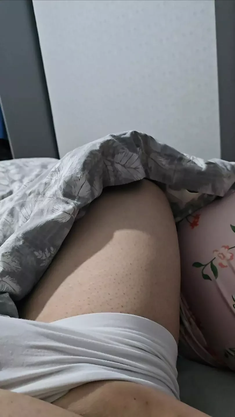Step mom caught handjob step son dick behind her husband back