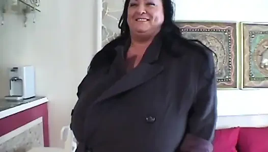 BBW with Huge Tits Threesome! MILF with the Biggest Tits Gets Fucked!