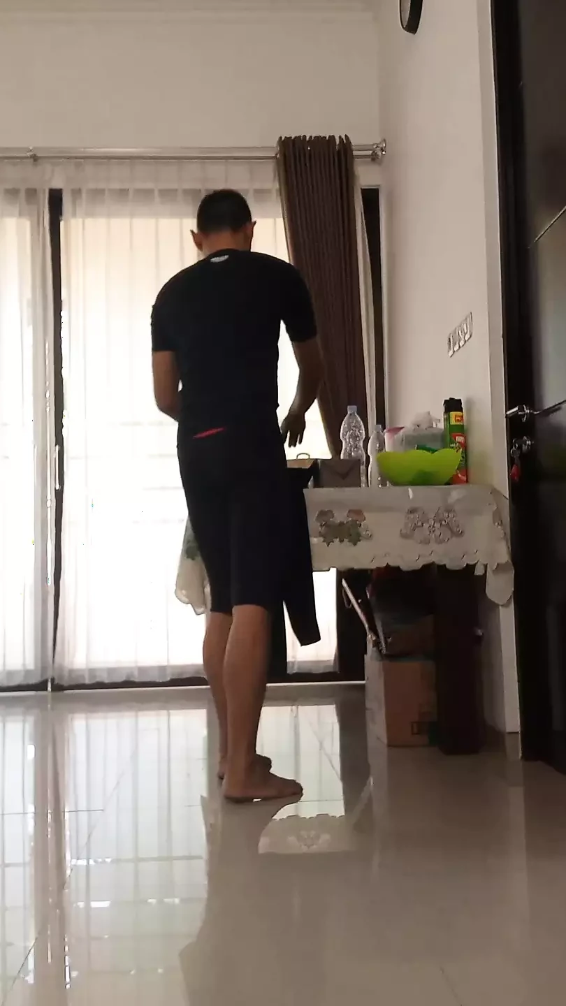 Velký penis stříkající sperma