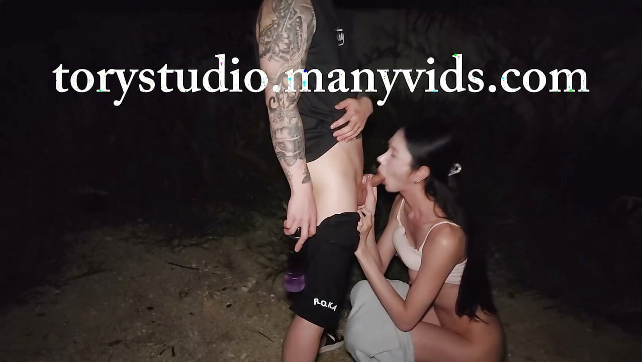 After an outdoor shoot with her, a crowd gathered, so we fle