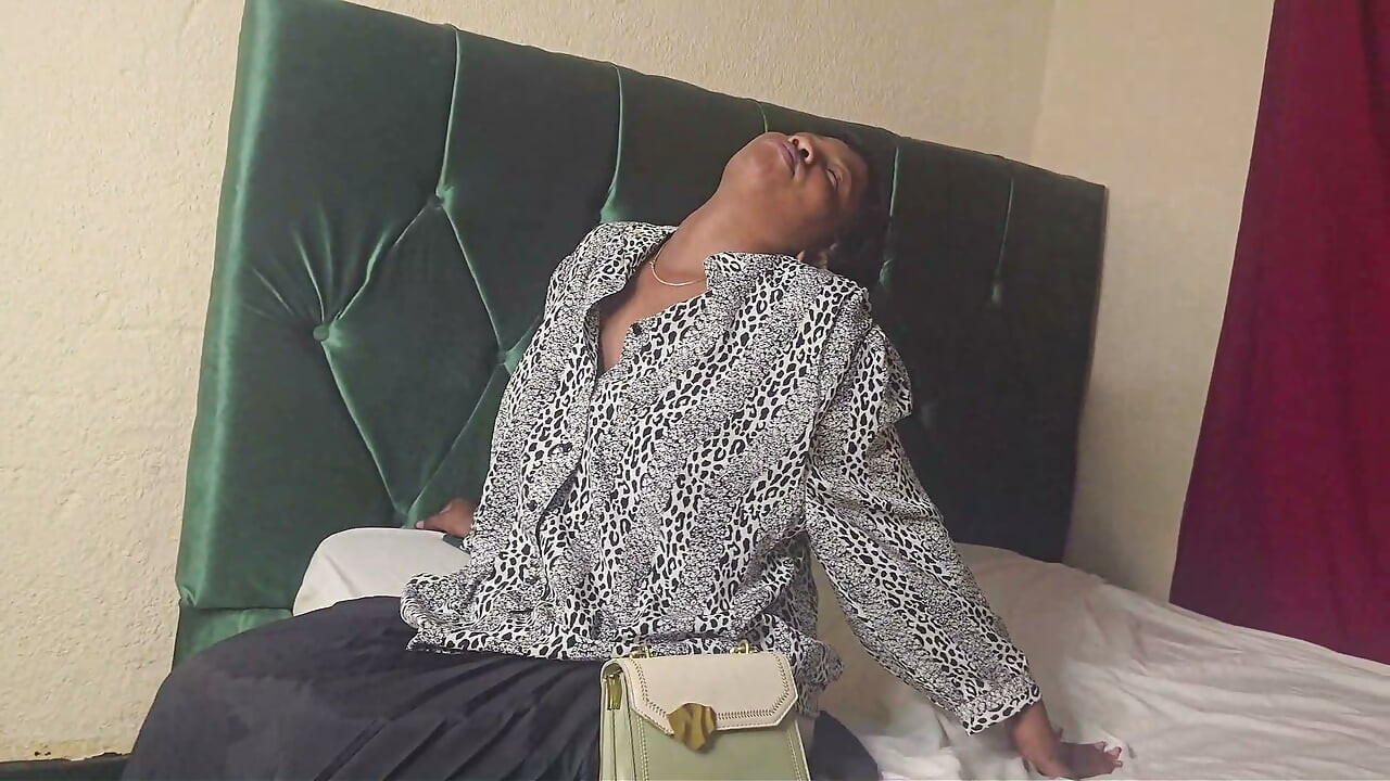 old single mom masturbate her pussy always she has masturbation addiction