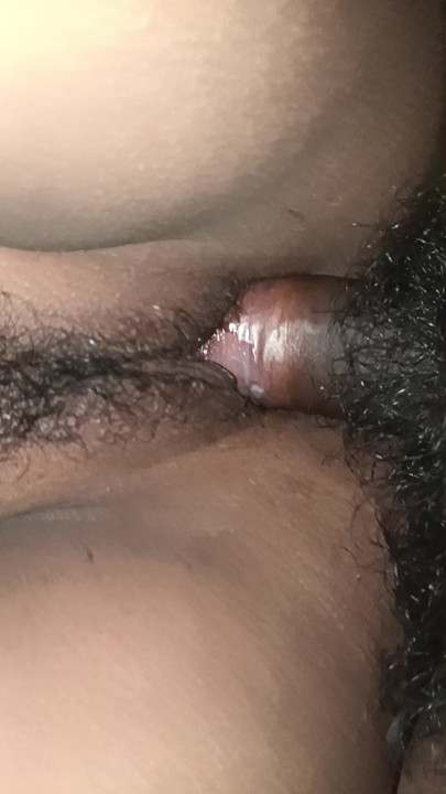 Desi Bhabhi Ki Chutti me Land xxx videos