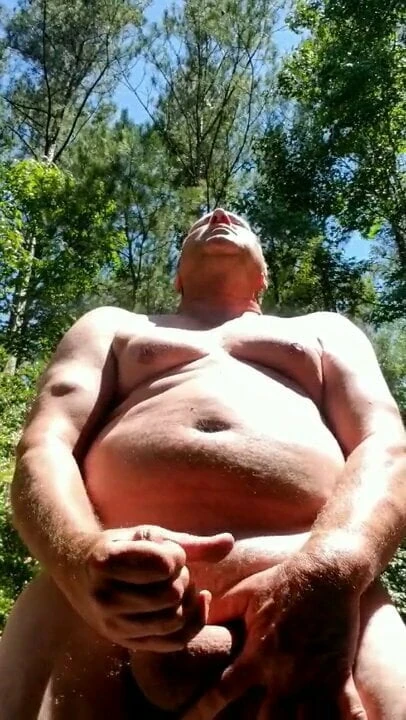 Sperming outside 2