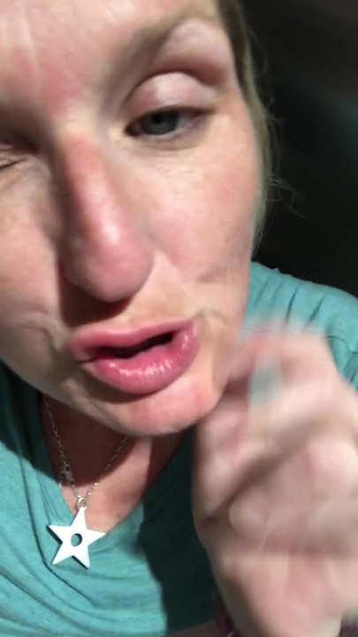 ใช้นิ้วเย็ดตูดแน่น ๆ ของฉันและเล่นหีทําให้นิ้วของฉันดมกลิ่นเย็ดอย่างรุ่งโรจน์! | คลิป 2