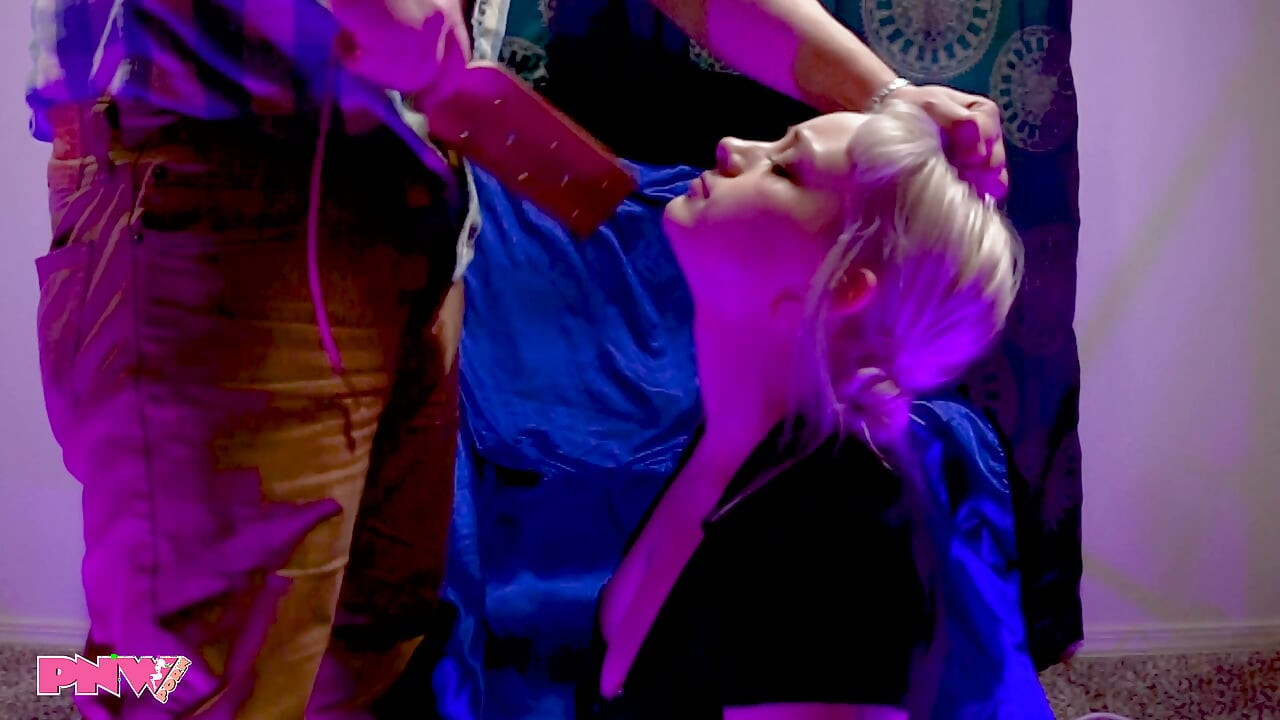 Naomi Nash Hard Blow Job & Facial