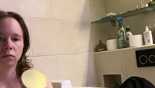 Große Titten Und Harte Nippel