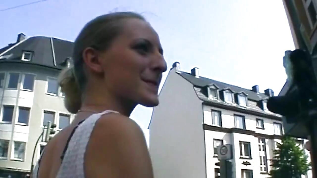 Public Blowjob Tease and Sloppy Fingering Explosion