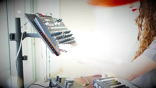 Ağır çekim yatakta iç çamaşırı