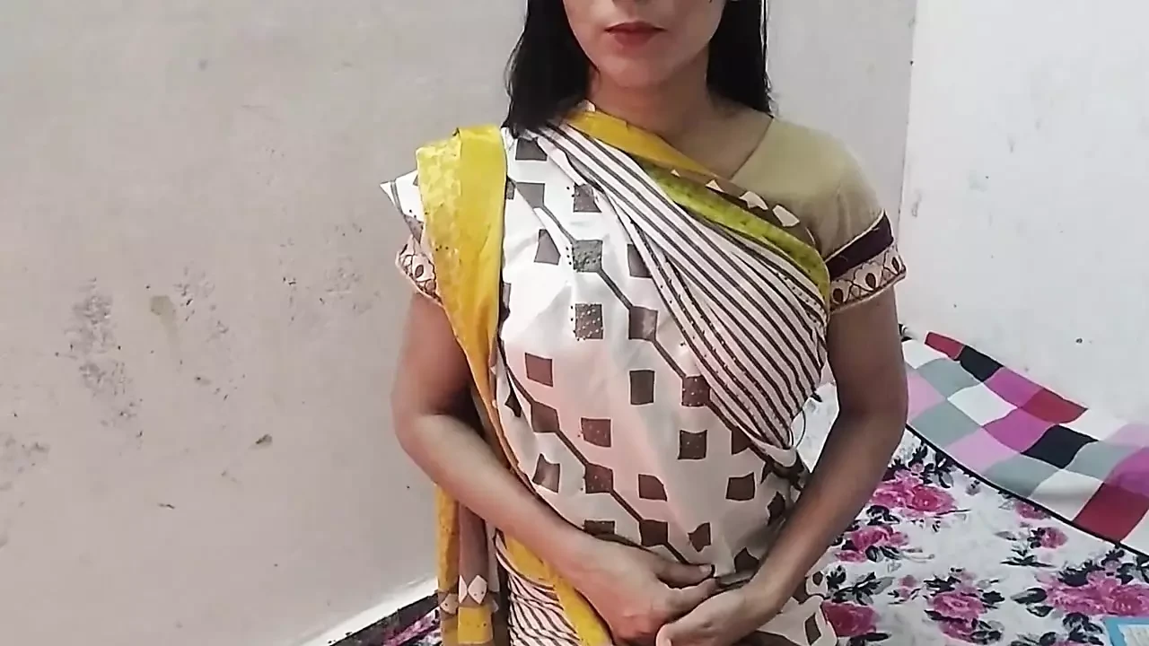 School girl ko ganda video dikha kar chod diya