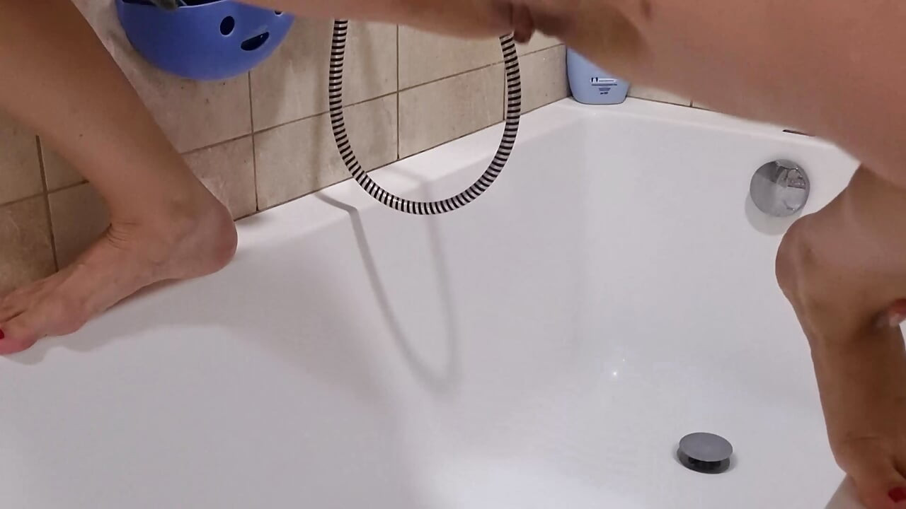 Pissing Compilation. Golden Rain. Femdom Piss. Shaving Pussy. Ep 10302
