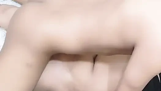 Threesume indian beautiful hujurer wife ko two friend fucking video.02