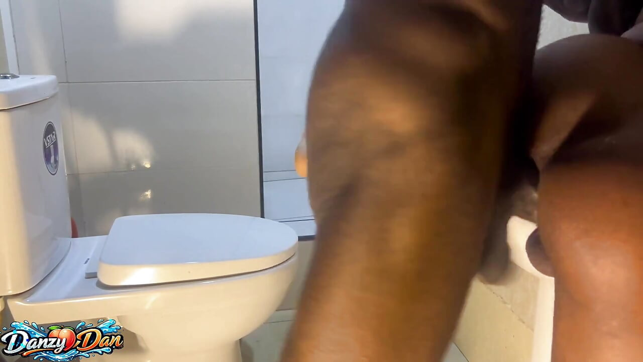 Big Dick Meets Bubble Butt
