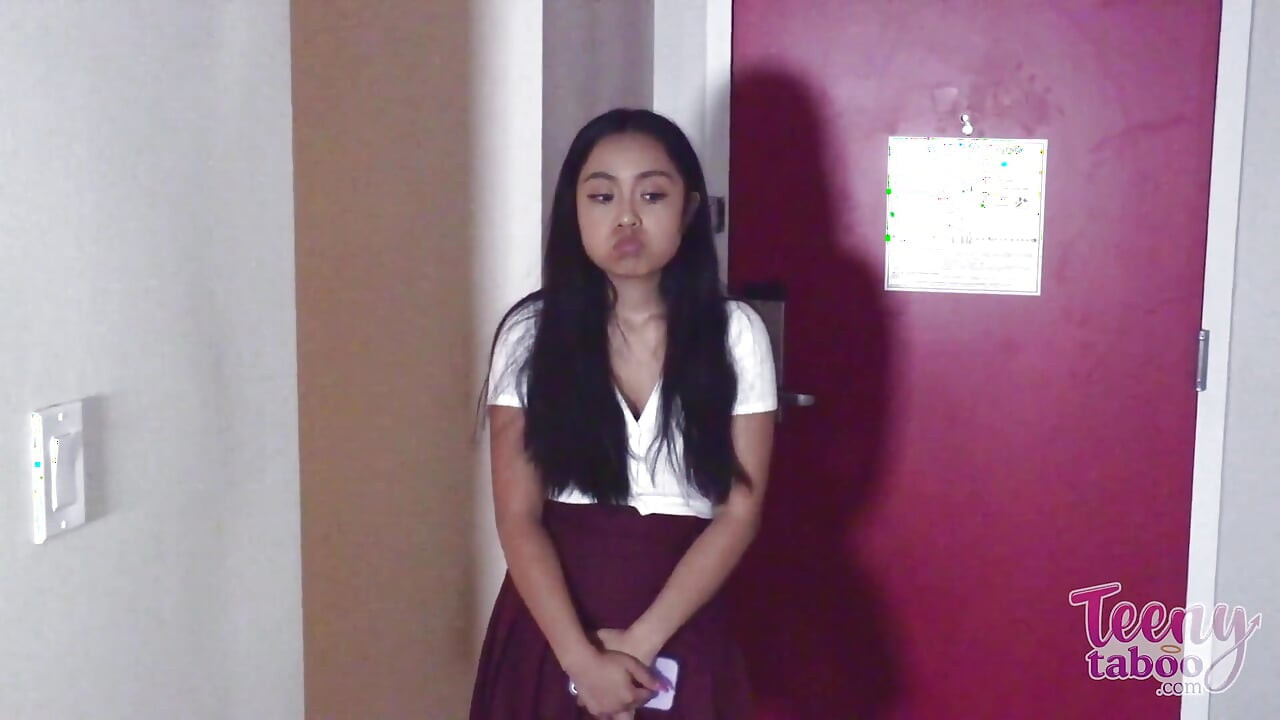 Luna Mills Student tabu