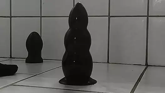 Plug'n yapay penis - banyoda selffuck