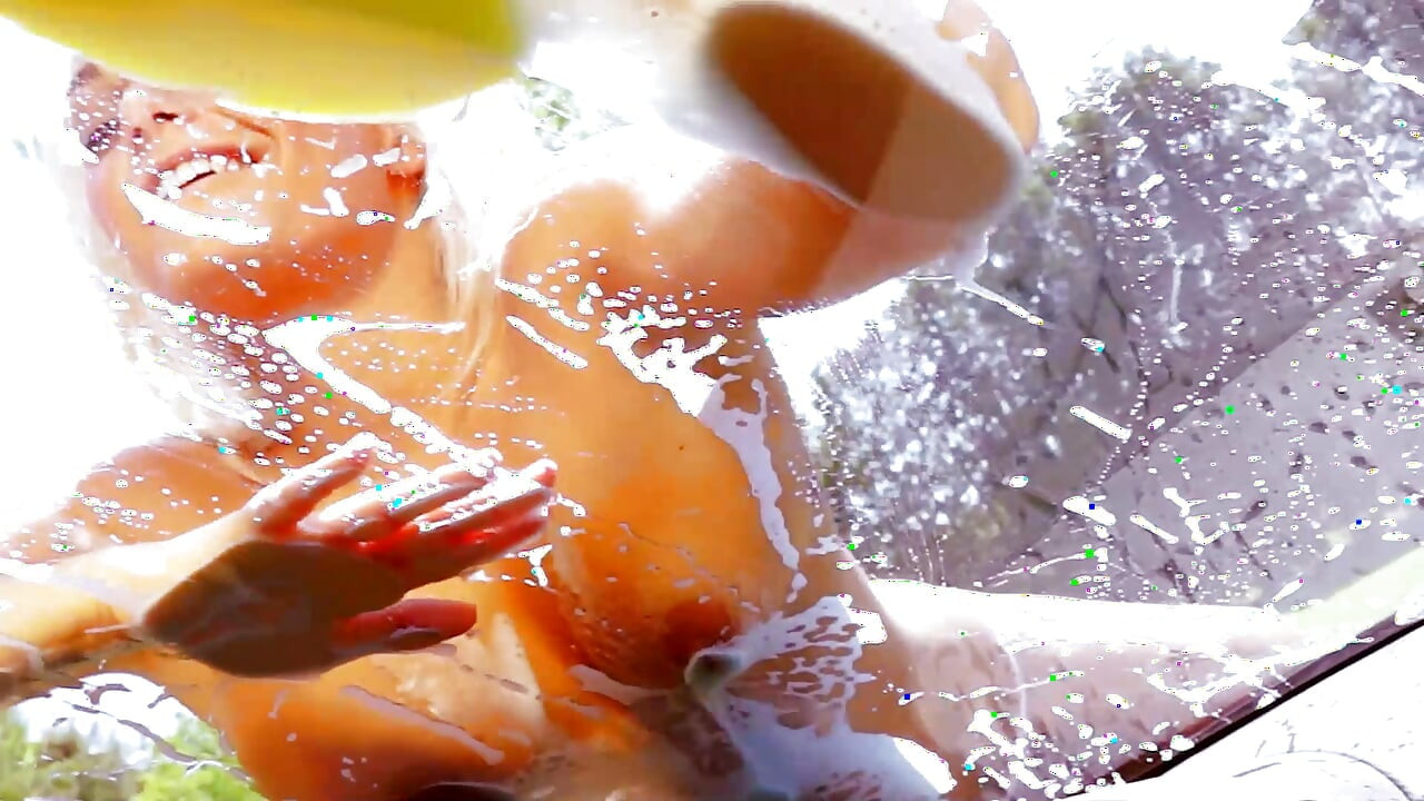 Teen Sluts Get Fucken at the Car Washing!
