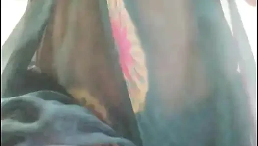 Дези Saree раздевается, соблазняет - полностью обнаженная соло игра - интенсивный оргазм - без лица - 4K