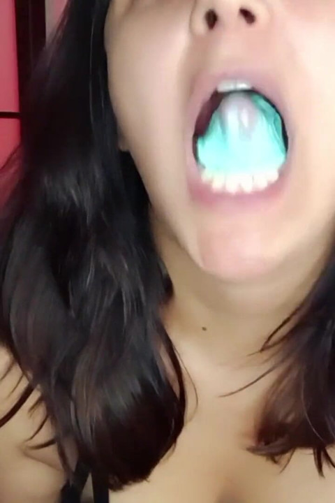 Taking off Lingerie While Chewing Bubblegum - Bunny Looner