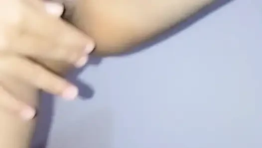 Sri Lankan Girlfriend Loud Pussy Fart